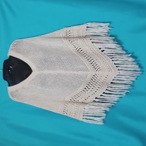 American Eagle Outfitters Beige Knitted Poncho With Fringes. Size XS/S